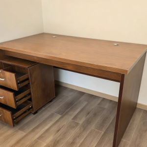 d7e632ed09713af8373b35a5fcdae0db (2) 桌子 DLZZ01 1600*800*750 胡桃色