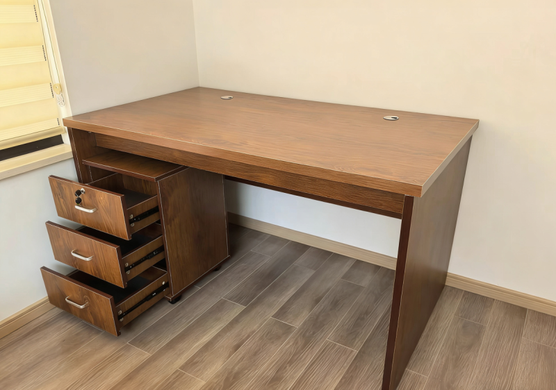 桌子 DLZZ01 1600*800*750 胡桃色