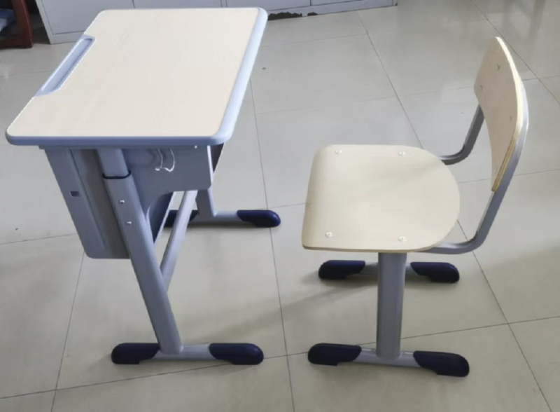 图片1 双斗升降课桌椅 DLKZY01 黄色